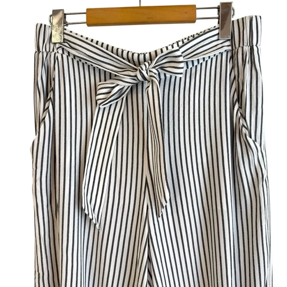 Wilfred by Aritzia Faun White and Grey Striped Wide-Leg Pant Size Large - Picture 4 of 9